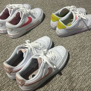 Nike women’s shoes 8.5 only worn a handful of times.